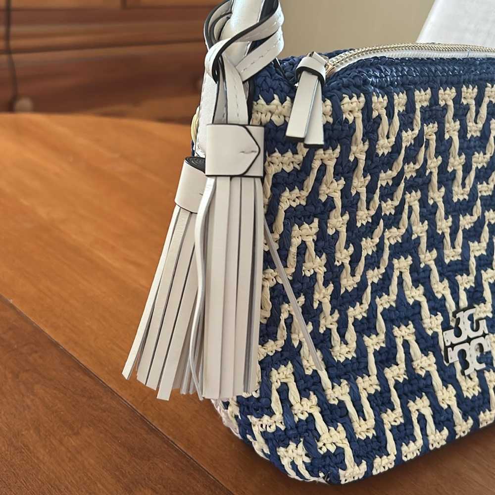 BNWT Tory Burch Thea straw small shoulder bag - Picture 4 of 7